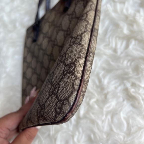Authentic Rare Gucci GG Canvas Supreme Mini Bag - Picture 6 of 16